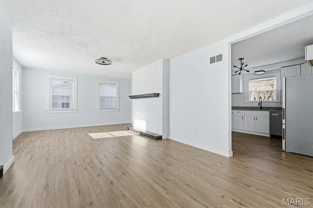 $165,000 | 1915 Muren Boulevard, Belleville, IL 62221