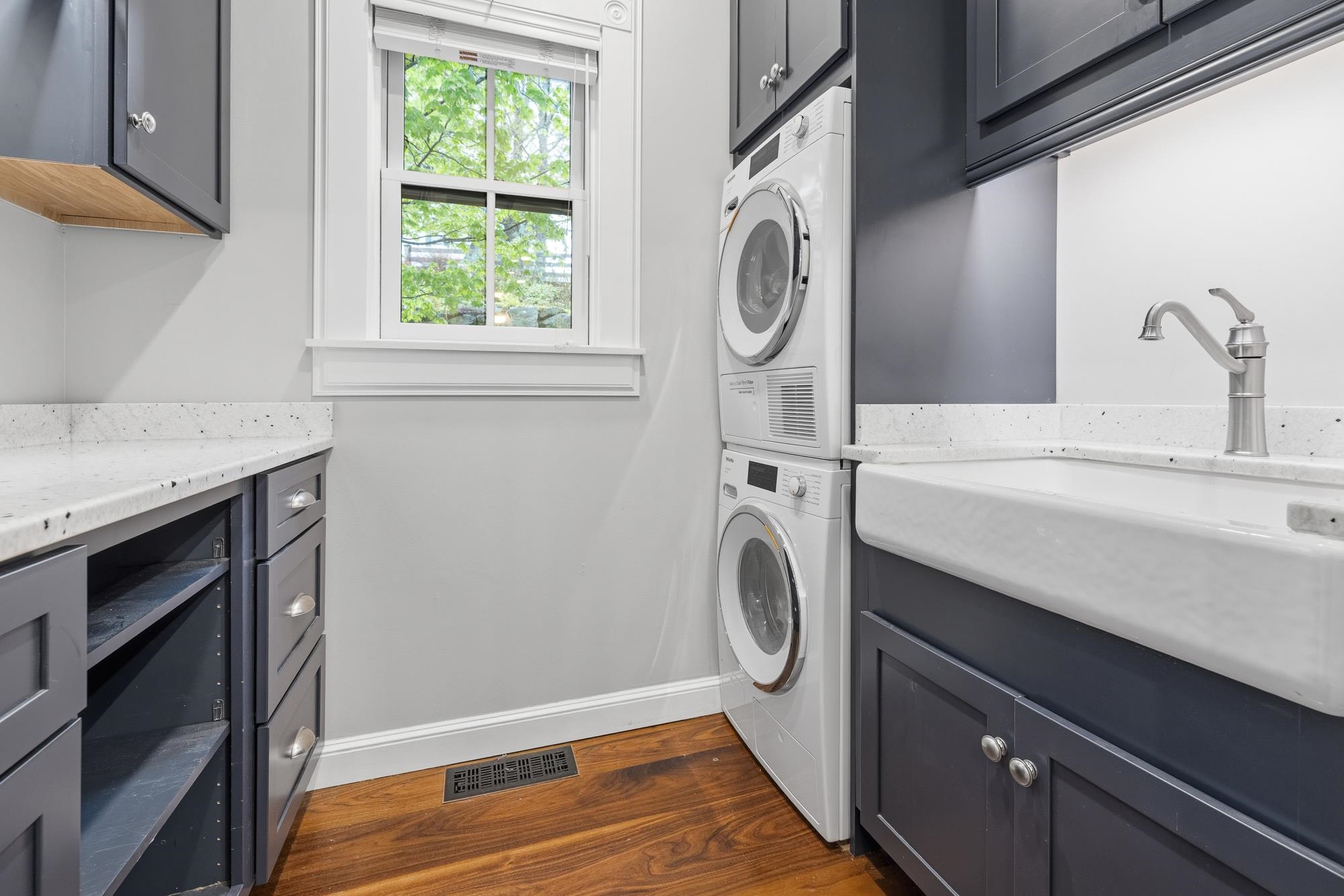 38 Maple Street Hanover, NH 03755 - Photo 17 of 59