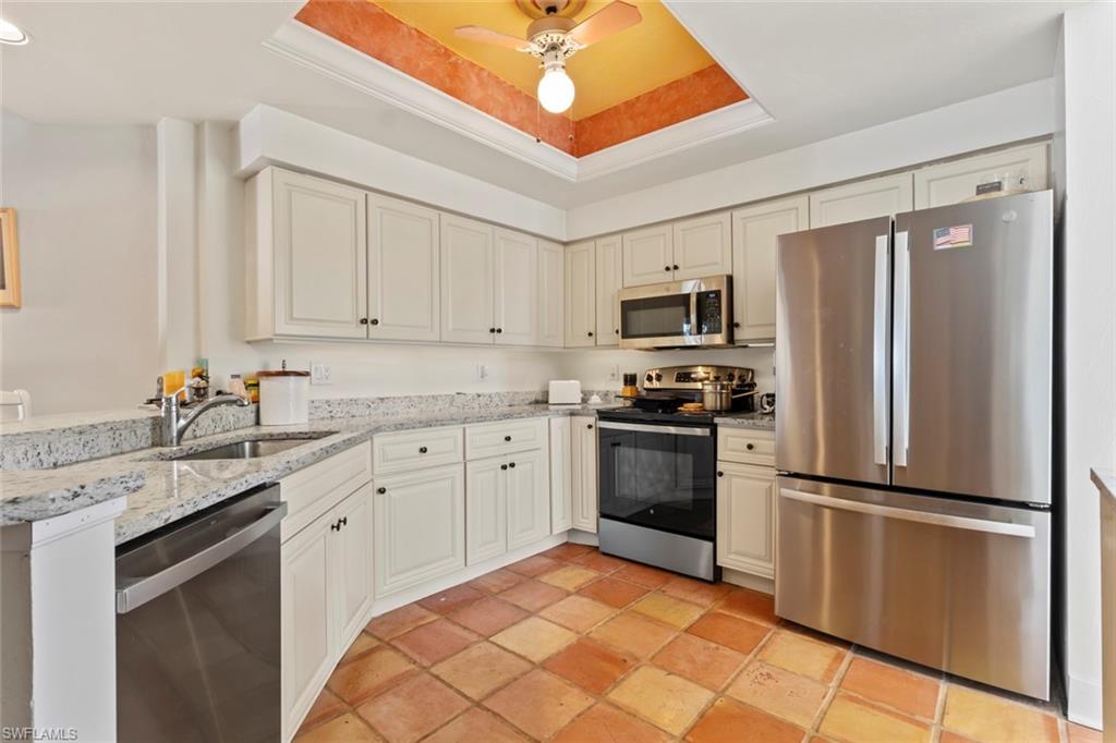 2294 Anchorage Lane, Unit B Naples, FL 34104 - Photo 5 of 31