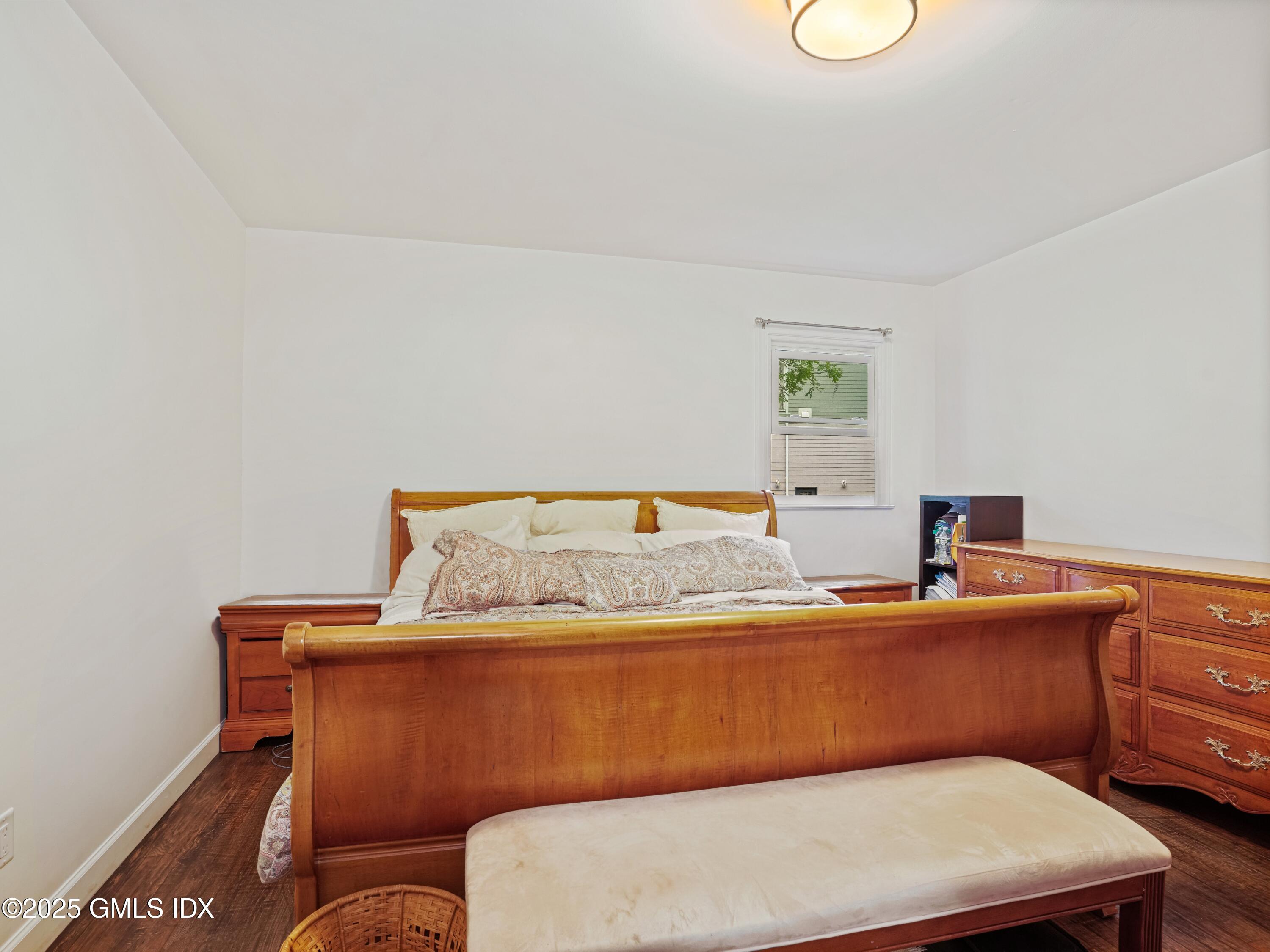 330 Cognewaugh Road Cos Cob, CT 06807 - Photo 6 of 24 Primary Bedroom