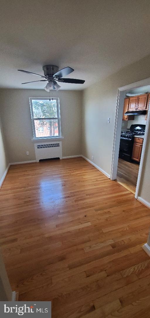 571 Snowden Road Upper Darby, PA 19082 - Photo 3 of 9