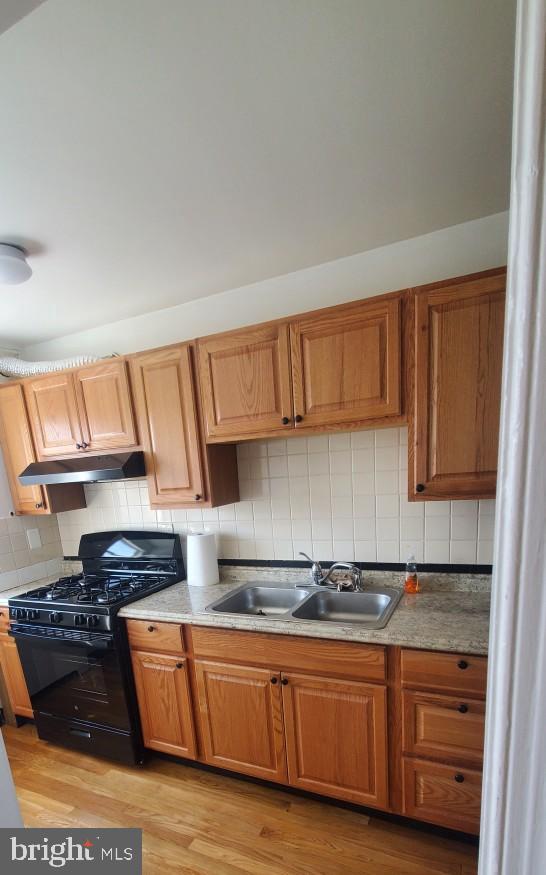 571 Snowden Road Upper Darby, PA 19082 - Photo 4 of 9