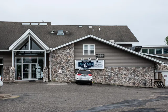 $109,900 | 1702 North Lakeshore Drive, Unit 8, Lake City, MN 55041