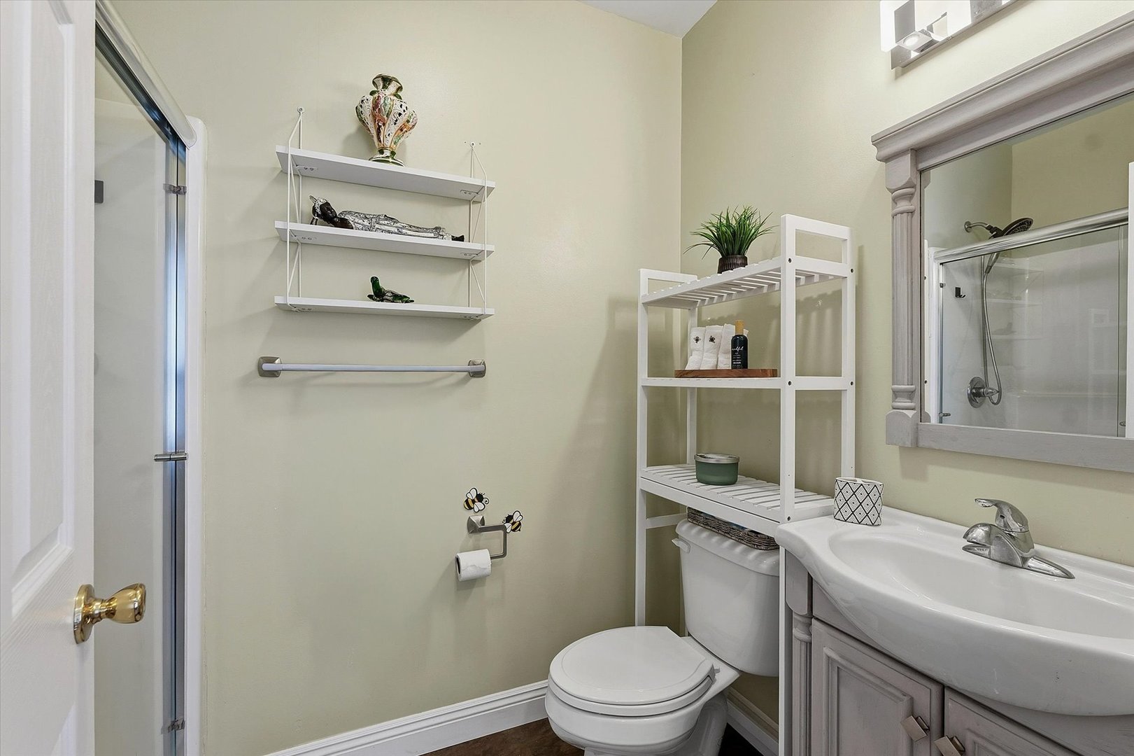 1307 Cross Creek Road Mahomet, IL 61853 - Photo 36 of 75 a bathroom with a sink a toilet and shower