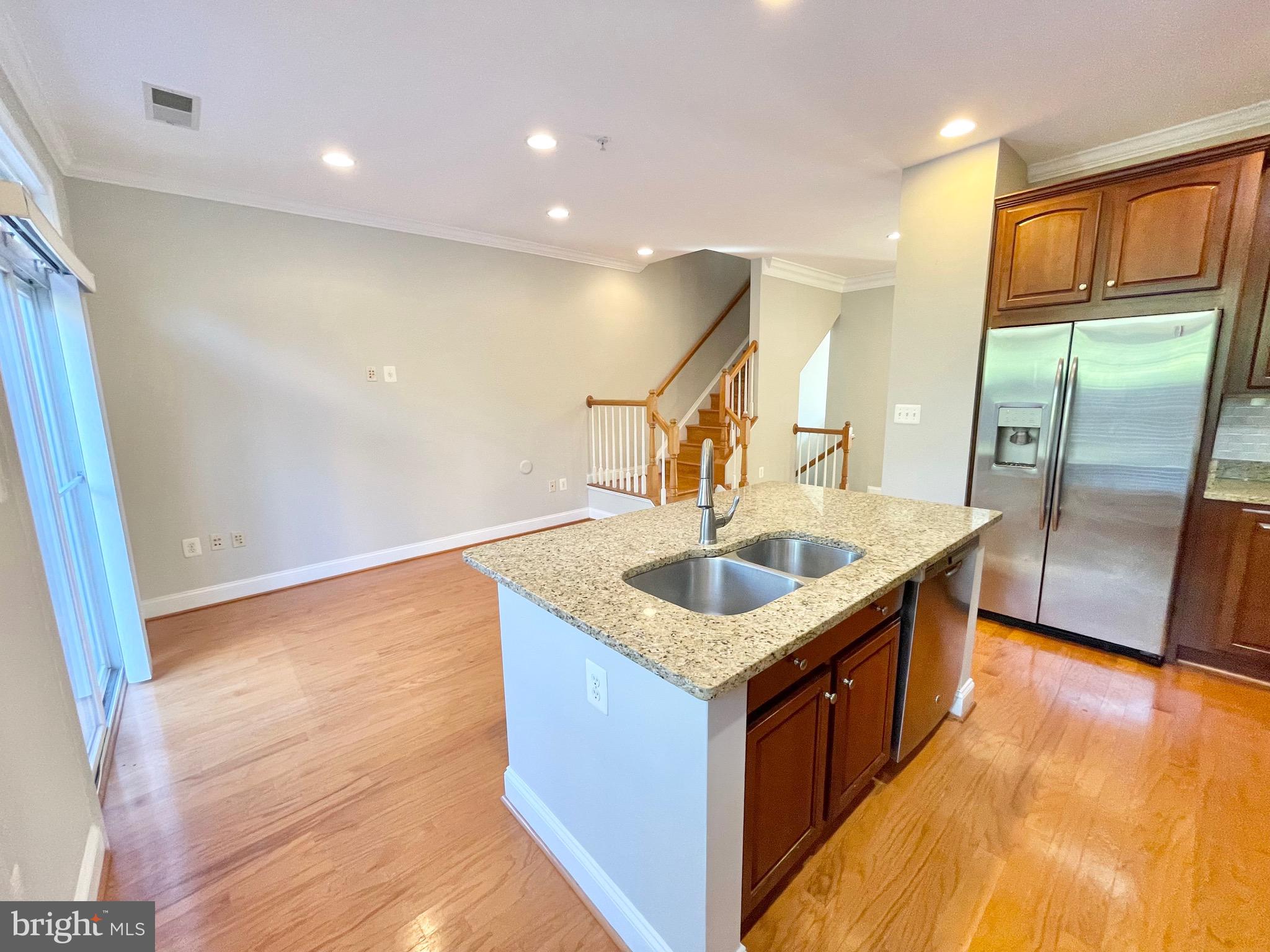 1507 Portner Road Alexandria, VA 22314 - Photo 7 of 35