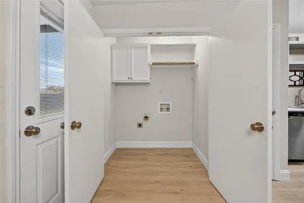 $2,500 | 7001 Newcastle Place, North Richland Hills, TX 76182