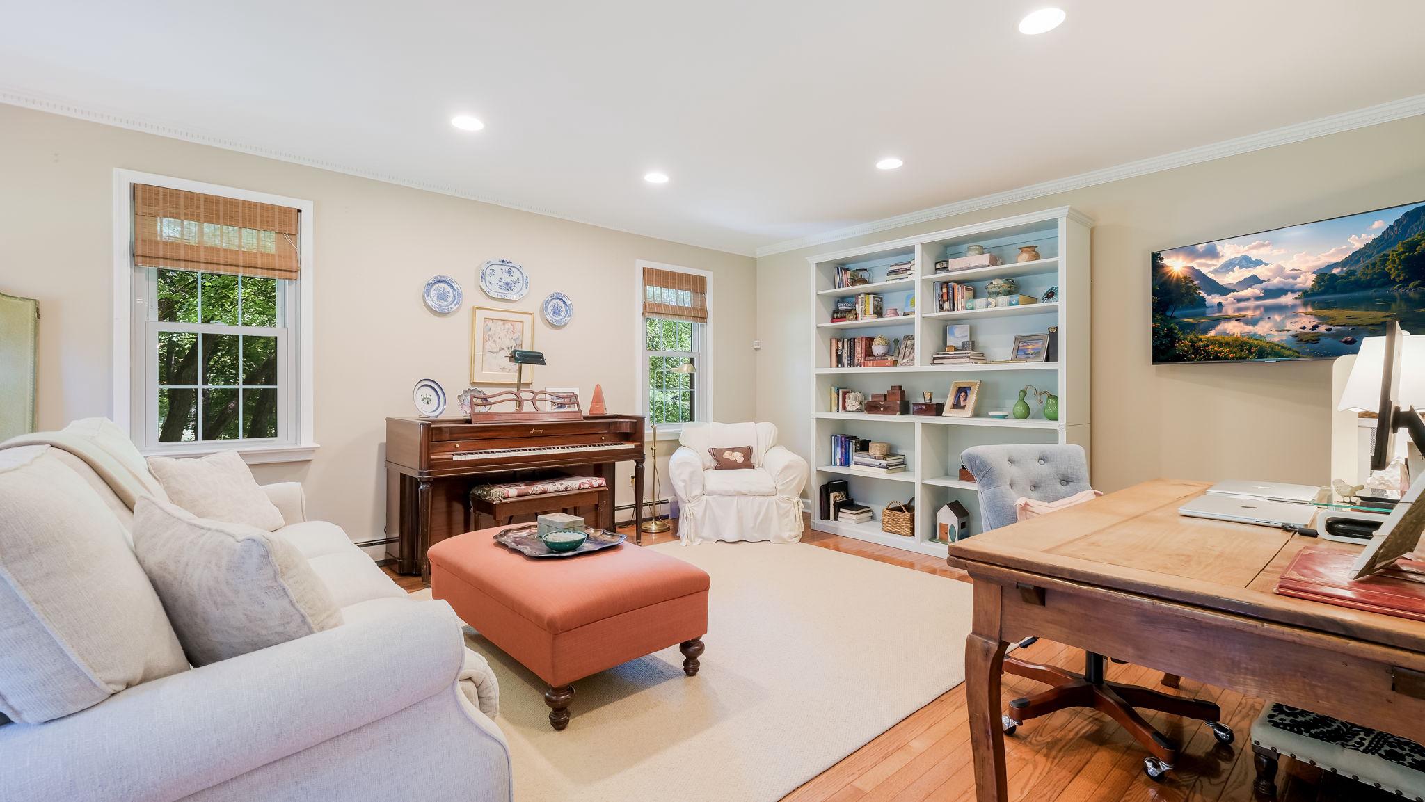 17 Stringer Drive Doylestown, PA 18901 - Photo 24 of 80 Perfect space for a home office!
