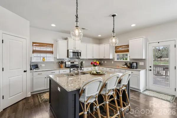 $599,999 | 11832 Glenwood Drive, Locust, NC 28097