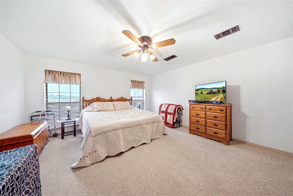 6411 West Line Road Collinsville, TX 76233 - Photo 12 of 40 Gallery Image 12