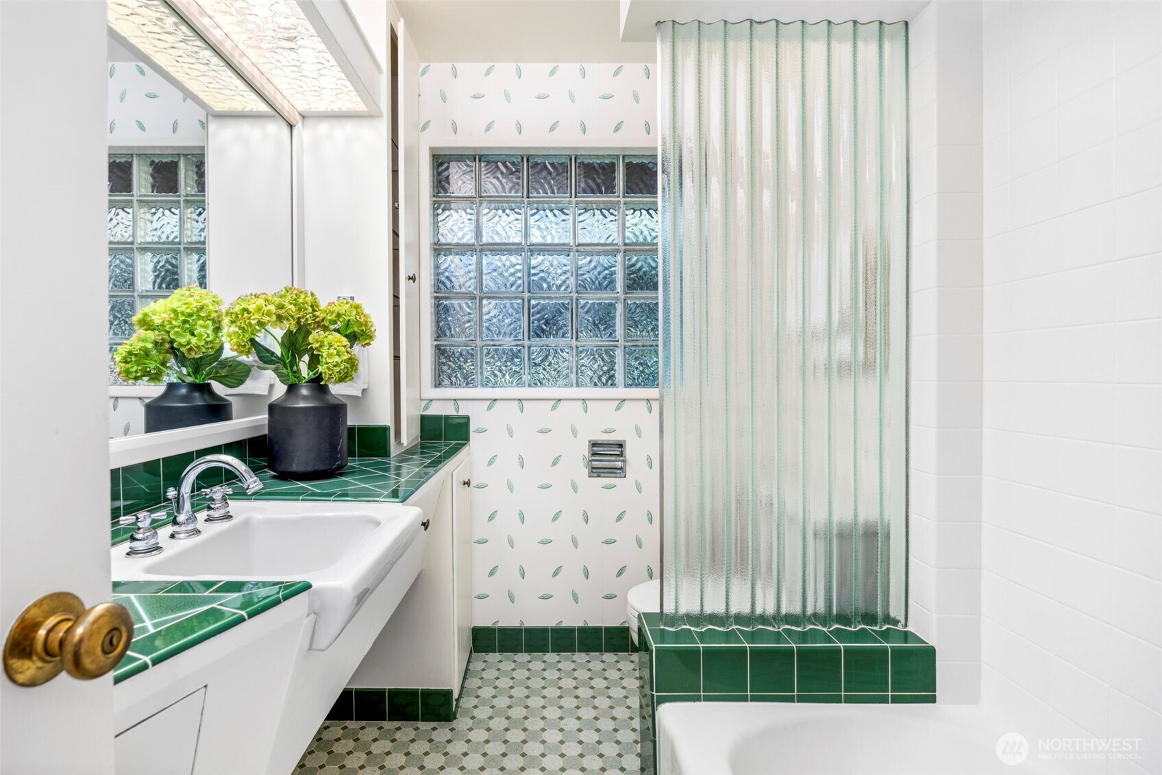 1203 Madrona Avenue Everett, WA 98203 - Photo 17 of 39