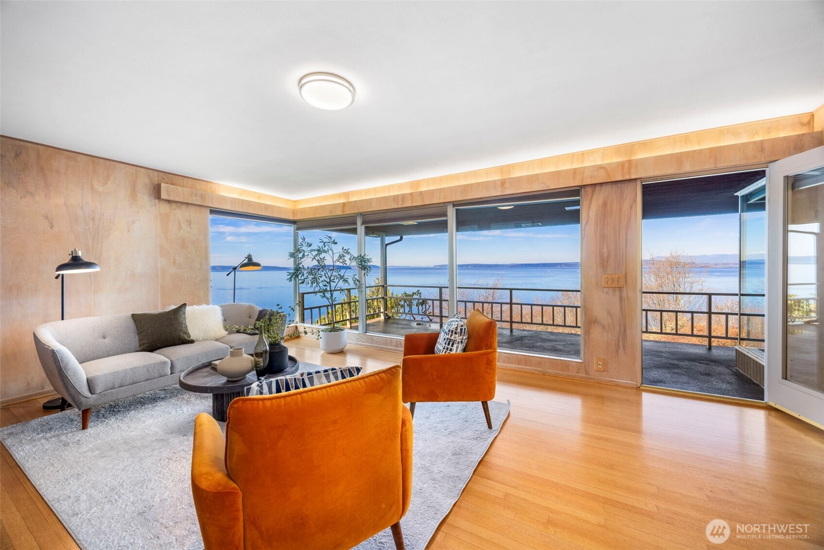 1203 Madrona Avenue Everett, WA 98203 - Photo 6 of 39