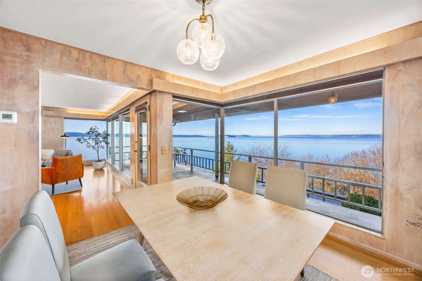 1203 Madrona Avenue Everett, WA 98203 - Photo 9 of 39