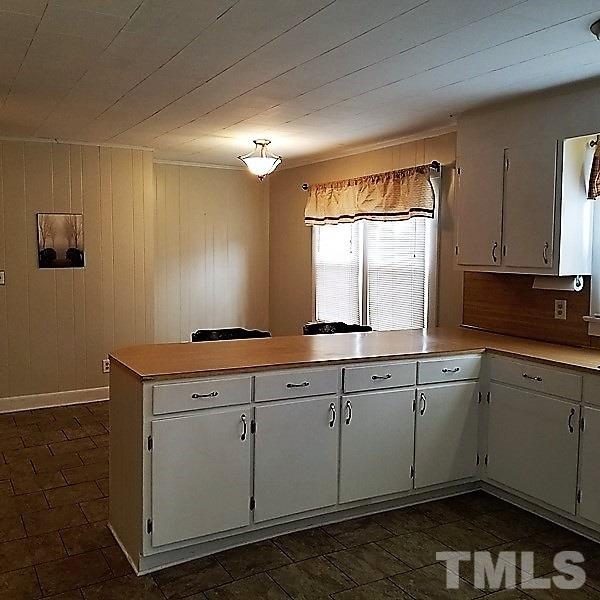 1643 Hurdle Mills Road Roxboro, NC 27573 - Photo 4 of 18 Gallery Image 4