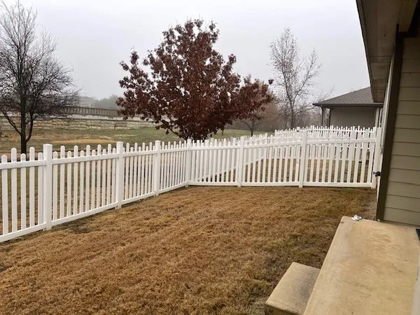 $295,000 | 711 Rolling Oak Drive, Unit 117, Round Rock, TX 78664