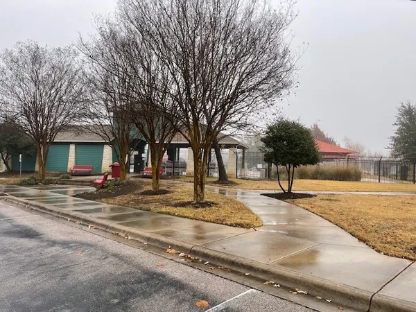 $295,000 | 711 Rolling Oak Drive, Unit 117, Round Rock, TX 78664