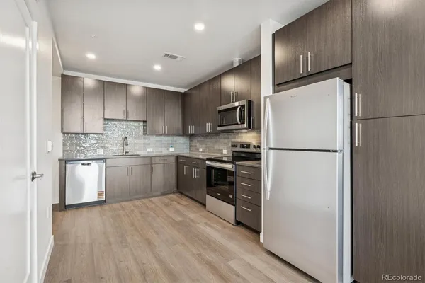 $256,000 | 639 29th Street, Unit 301, Denver, CO 80205