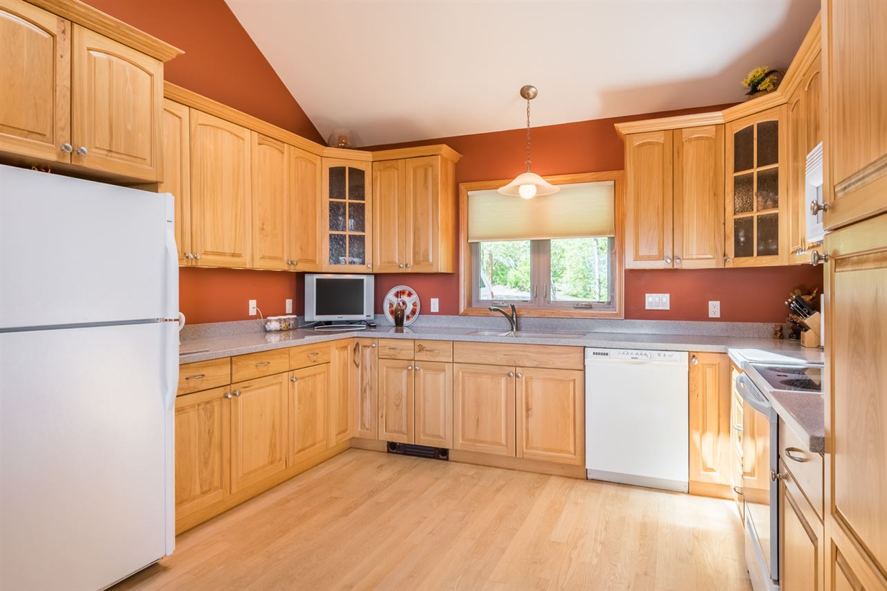 225 Mountain Road Dalton, NH 03598 - Photo 17 of 40