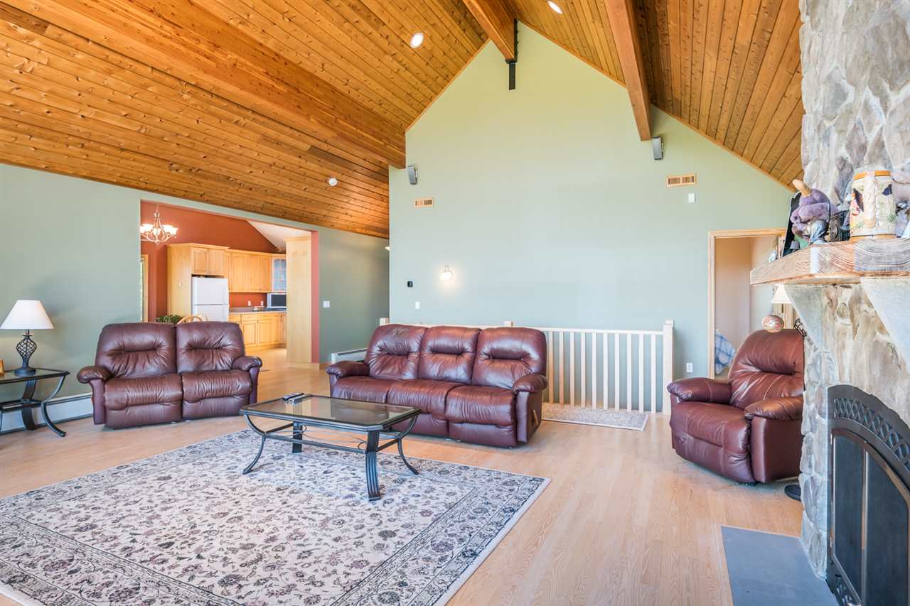 225 Mountain Road Dalton, NH 03598 - Photo 10 of 40