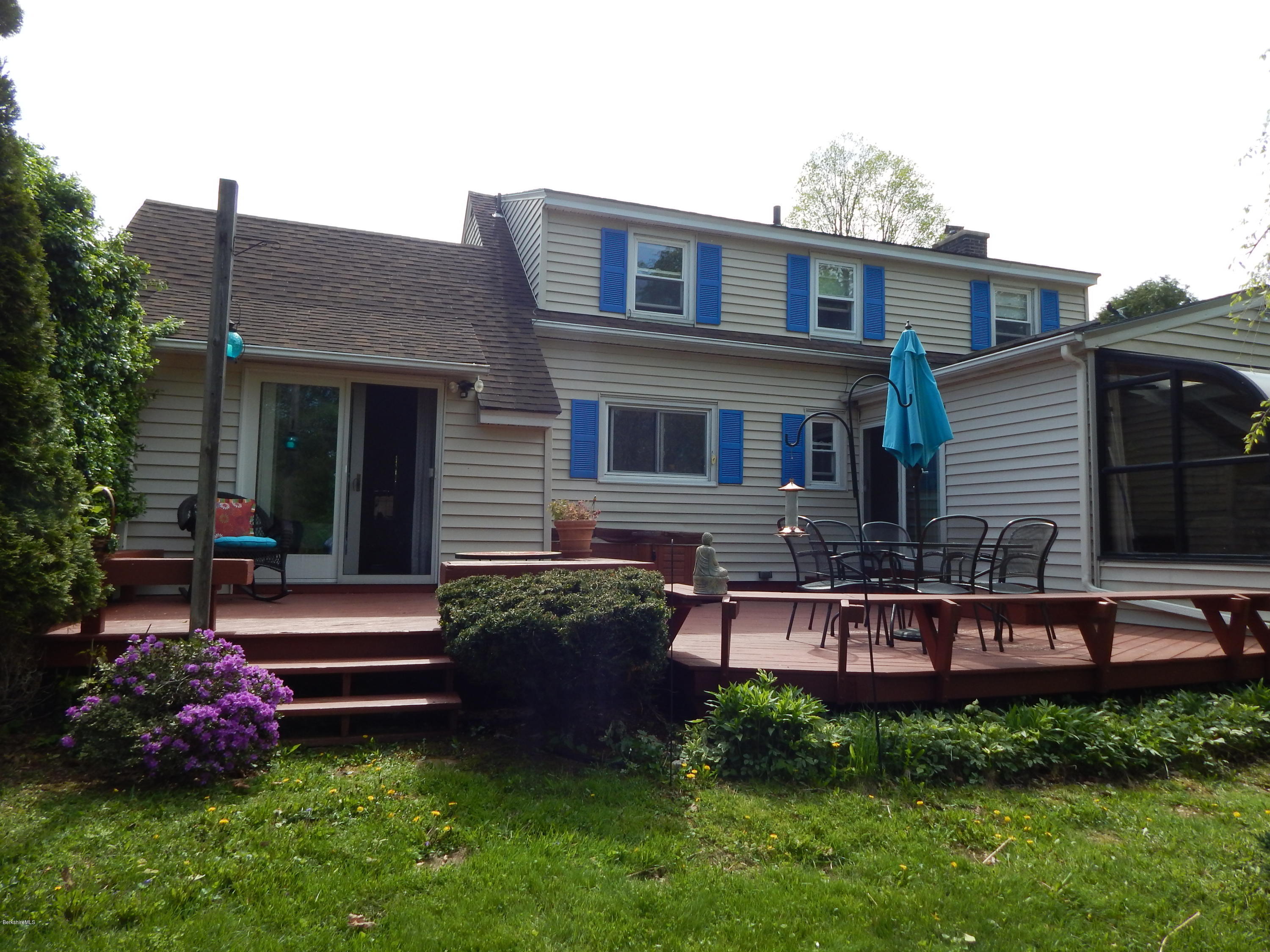 238 Eleanor Road Pittsfield, MA 01201 - Photo 15 of 37 DSCN4271