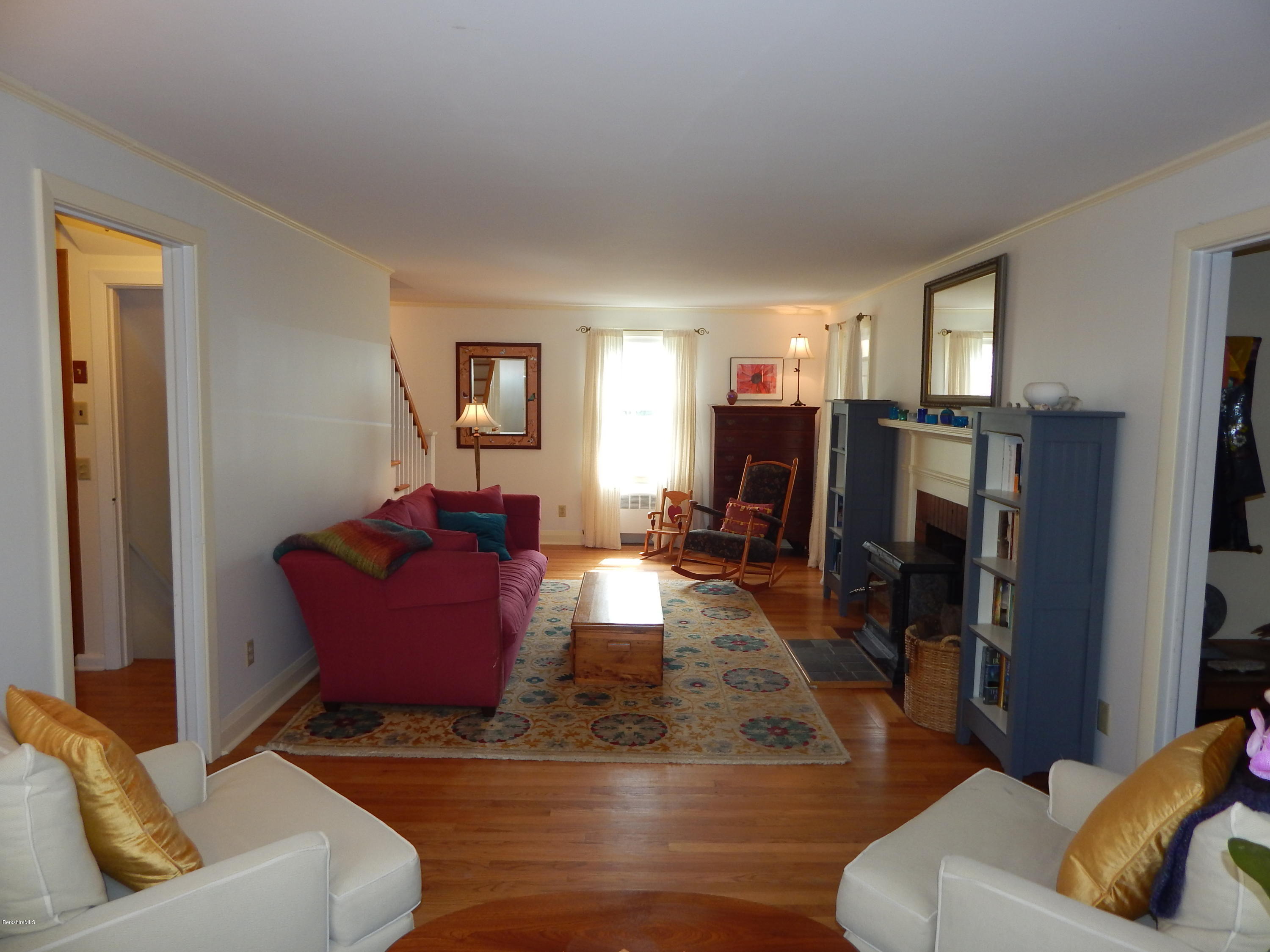 238 Eleanor Road Pittsfield, MA 01201 - Photo 21 of 37 DSCN4277