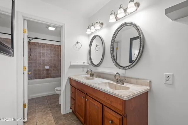 $440,000 | 2000 Clark Court, Morehead City, NC 28557