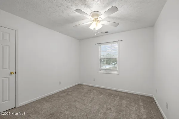 $415,000 | 2000 Clark Court, Morehead City, NC 28557