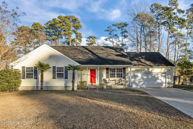 $440,000 | 2000 Clark Court, Morehead City, NC 28557