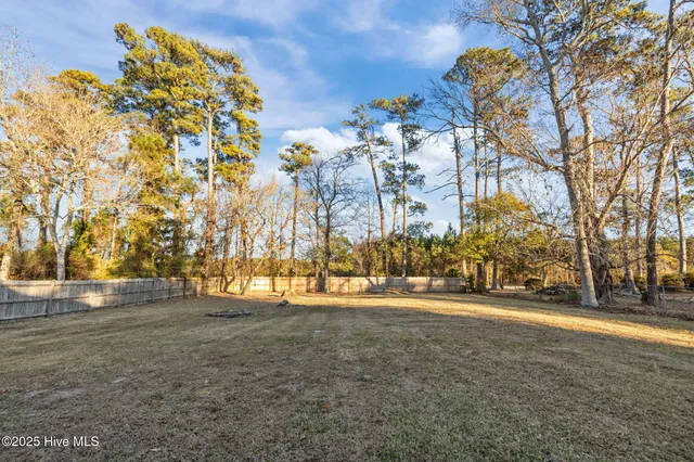 $440,000 | 2000 Clark Court, Morehead City, NC 28557