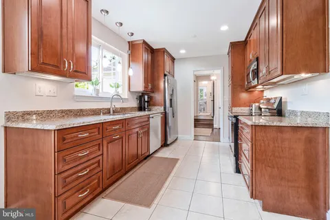 $1,300,000 | 7411 Wyndale Lane, Chevy Chase, MD 20815