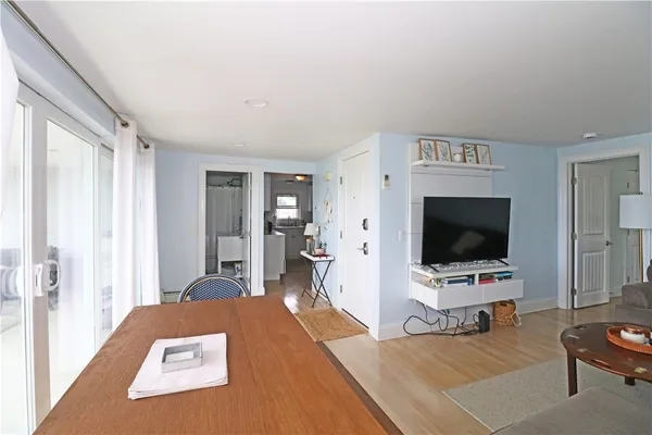 $3,300 | 249 Tuckerman Avenue, Unit 2, Middletown, RI 02842