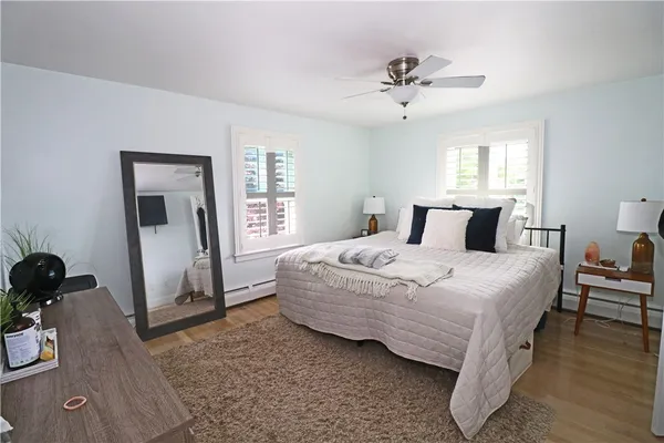 $3,300 | 249 Tuckerman Avenue, Unit 2, Middletown, RI 02842