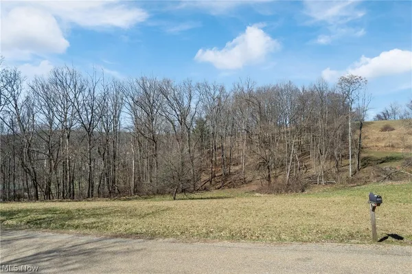 $325,000 | Boy Scout Road Northeast, Dover, OH 44622