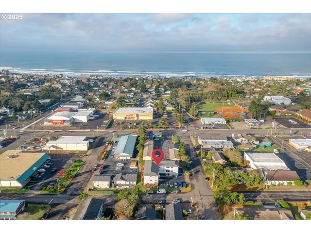 $1,600,000 | 166 Northeast 8th Street, Newport, OR 97365