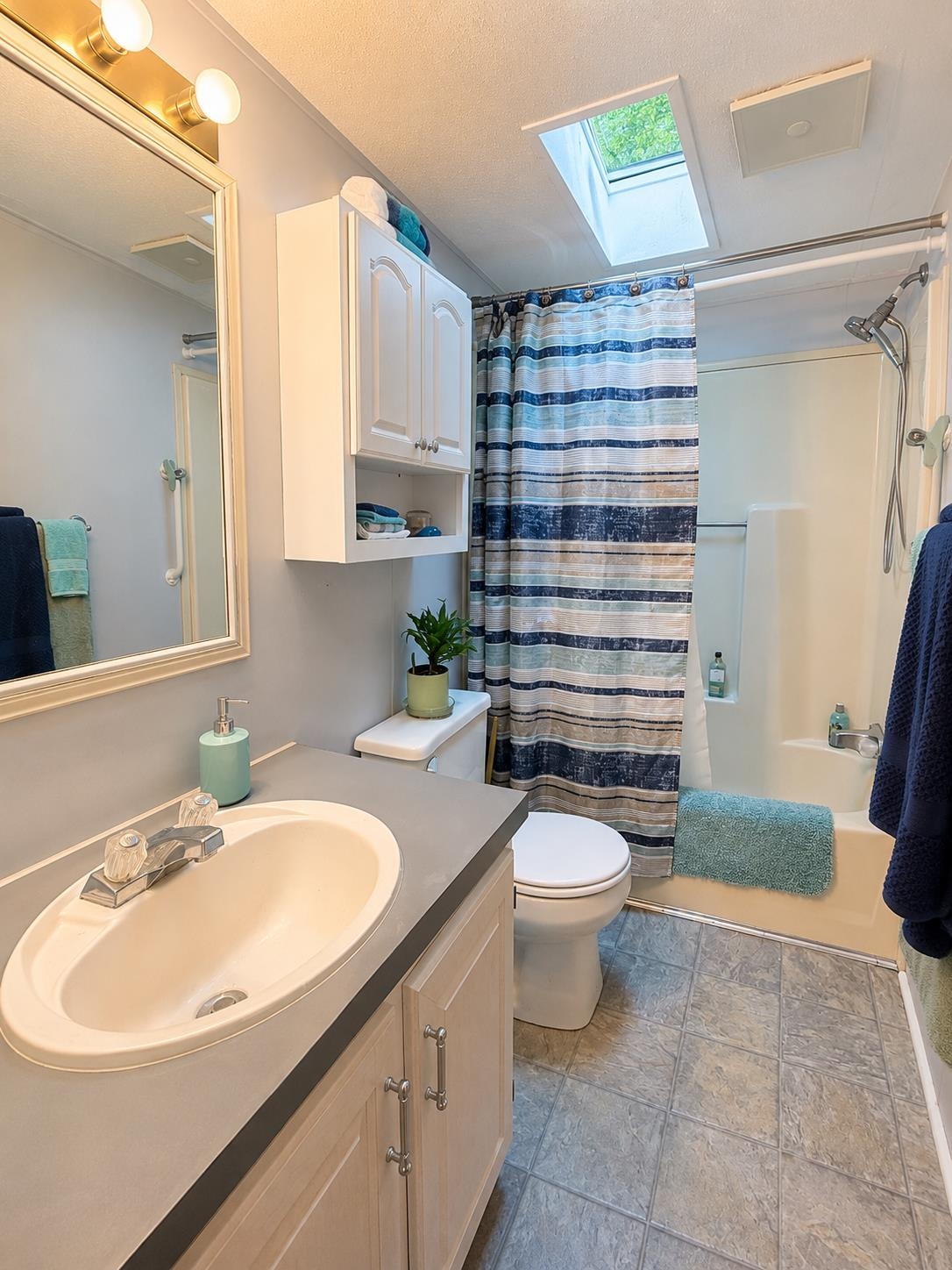 12 York Court Rochester, NH 03868 - Photo 23 of 30