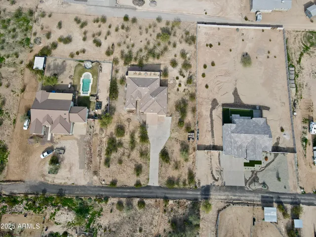 an aerial view of multiple house