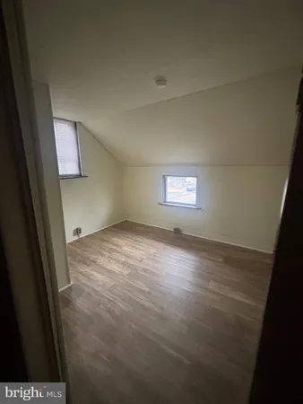 a view of empty room with window