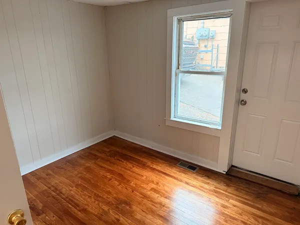 $1,750 | 30 Rockland Street, Unit B, Fitchburg, MA 01420