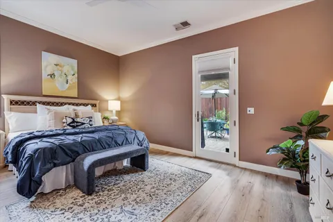 $1,390,000 | 844 Signorelli Circle, St. Helena, CA 94574