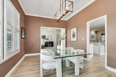 $1,390,000 | 844 Signorelli Circle, St. Helena, CA 94574