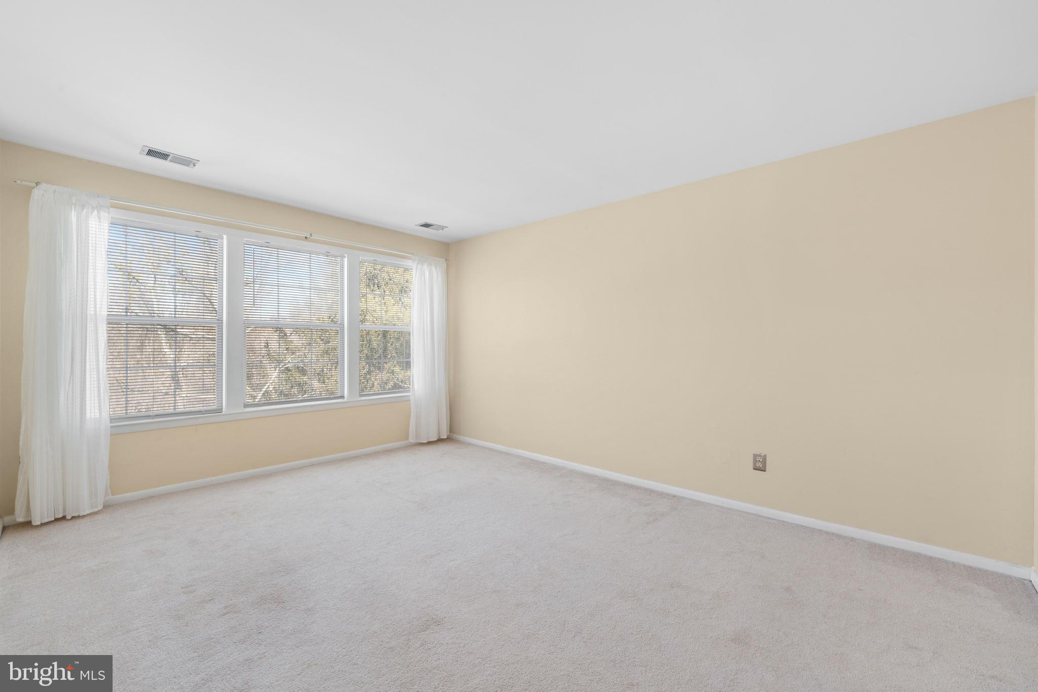 303 Trinity Court, Unit 11 Princeton, NJ 08540 - Photo 12 of 26