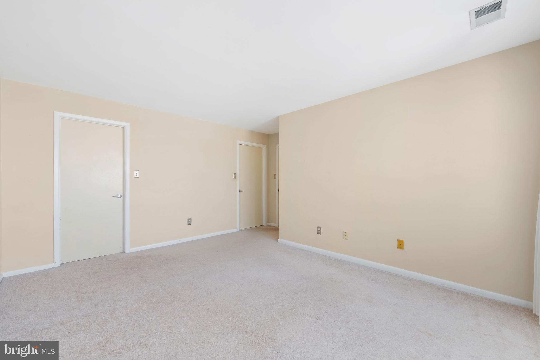 303 Trinity Court, Unit 11 Princeton, NJ 08540 - Photo 14 of 26