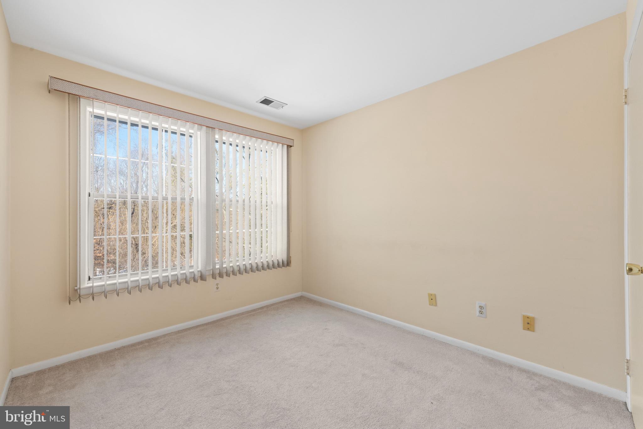 303 Trinity Court, Unit 11 Princeton, NJ 08540 - Photo 19 of 26