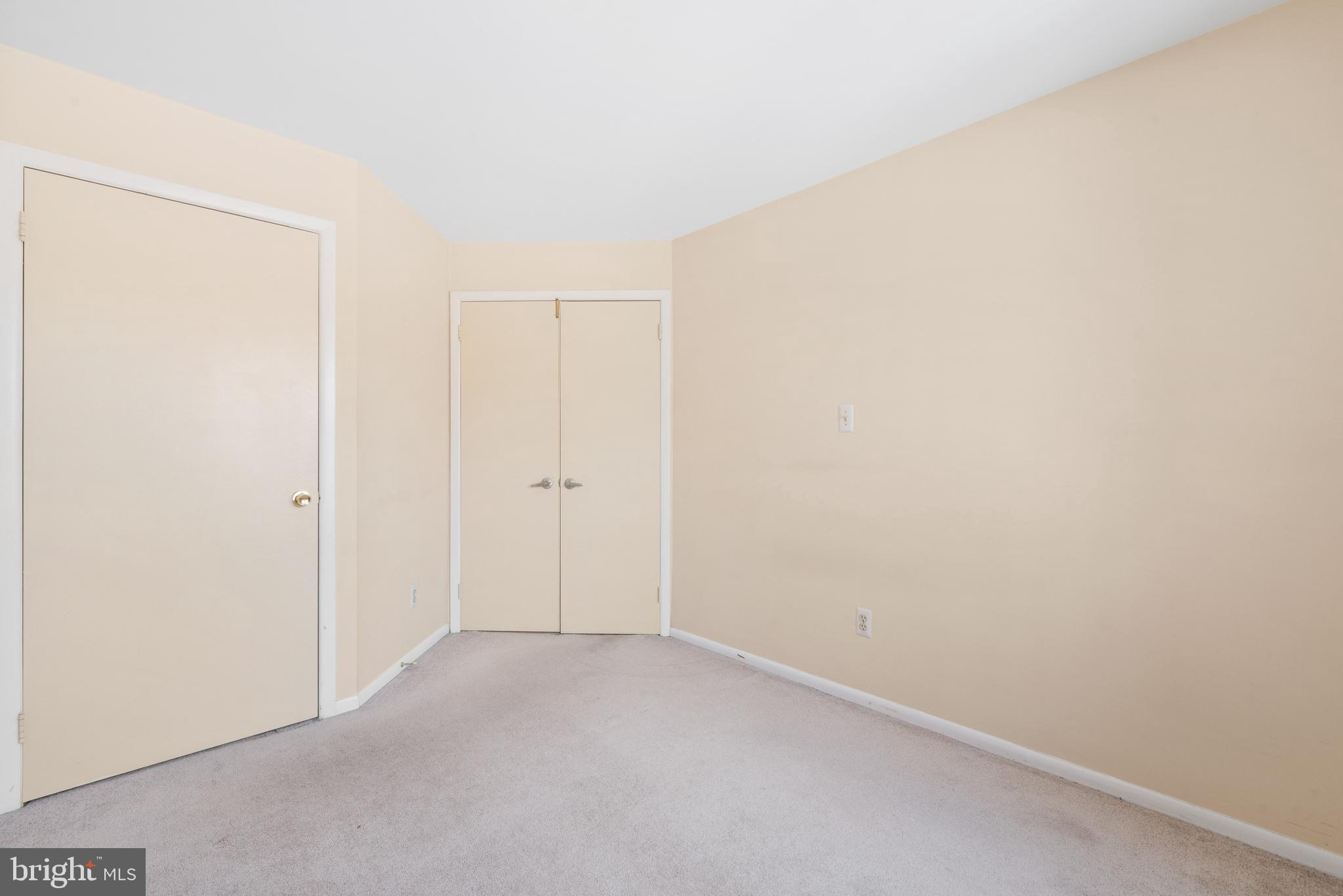 303 Trinity Court, Unit 11 Princeton, NJ 08540 - Photo 20 of 26