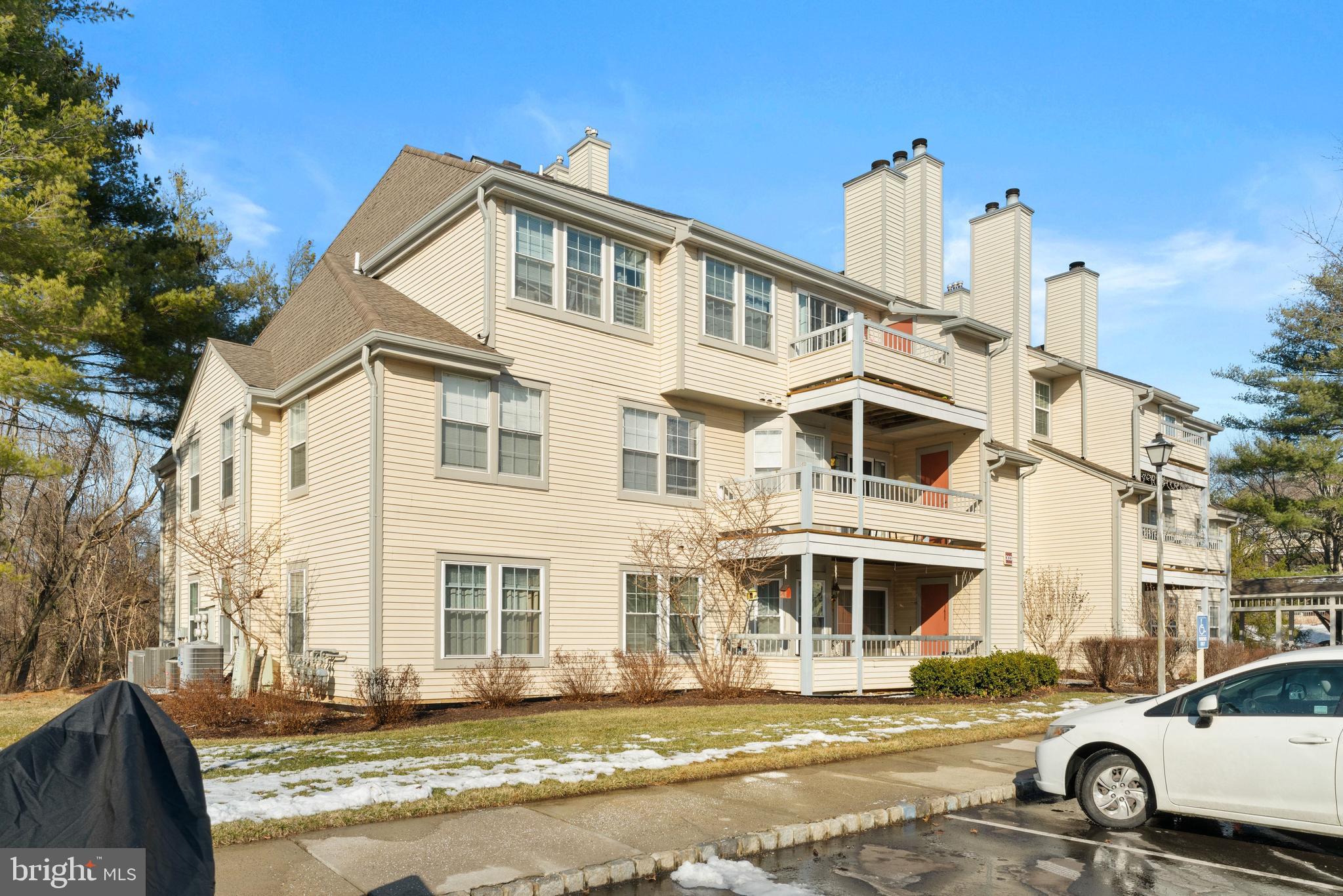 303 Trinity Court, Unit 11 Princeton, NJ 08540 - Photo 23 of 26