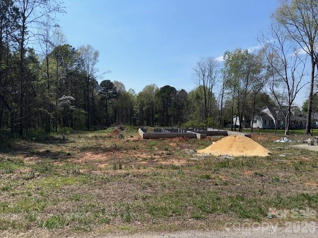 3601 Thunder Road Maiden, NC 28650 - Photo 9 of 11 a view of outdoor space with swimming pool