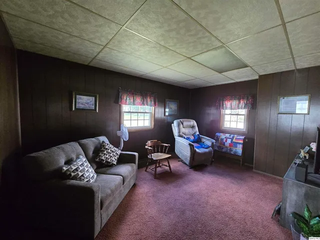 $95,500 | 305 West North Street, Mount Sterling, IL 62353