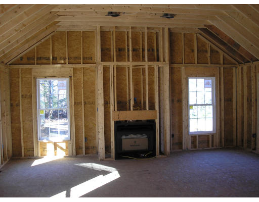 L180 General Knox Road Russell, MA 01071 - Photo 4 of 5 Gallery Image 4
