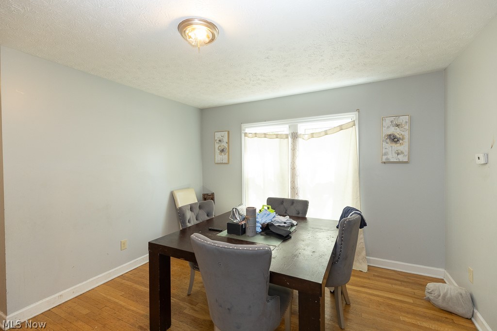 14221 Glenside Road Cleveland, OH 44110 - Photo 9 of 50