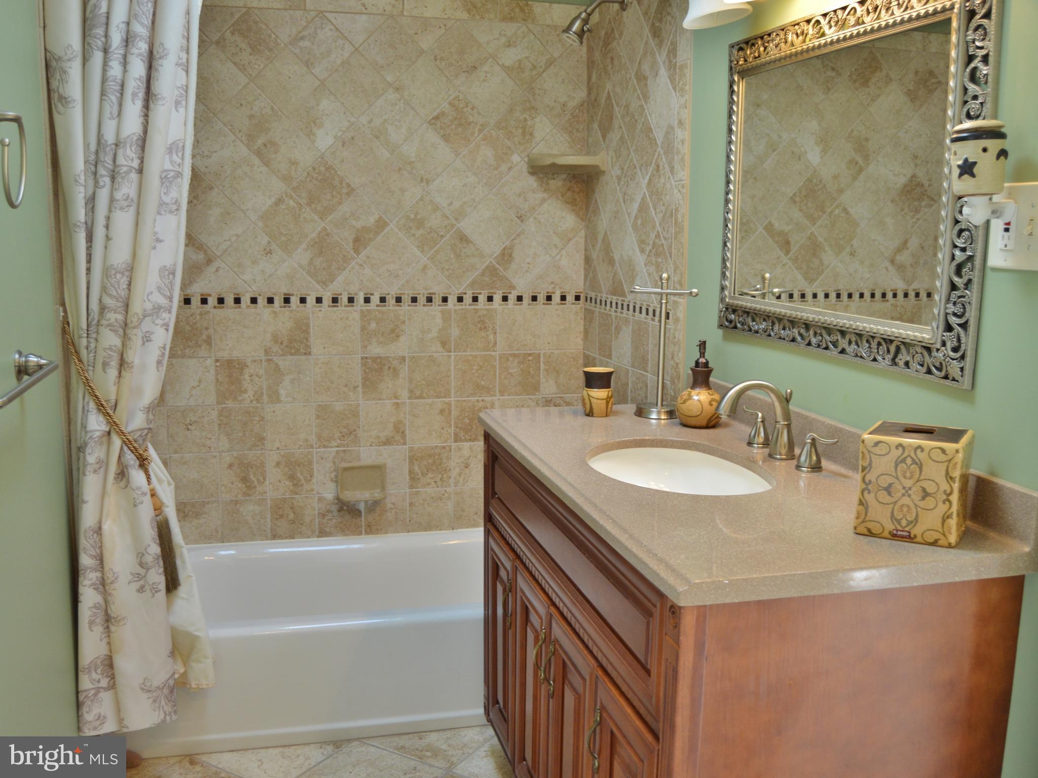 12010 Millbrook Road Philadelphia, PA 19154 - Photo 12 of 36 2nd Fl bathroom