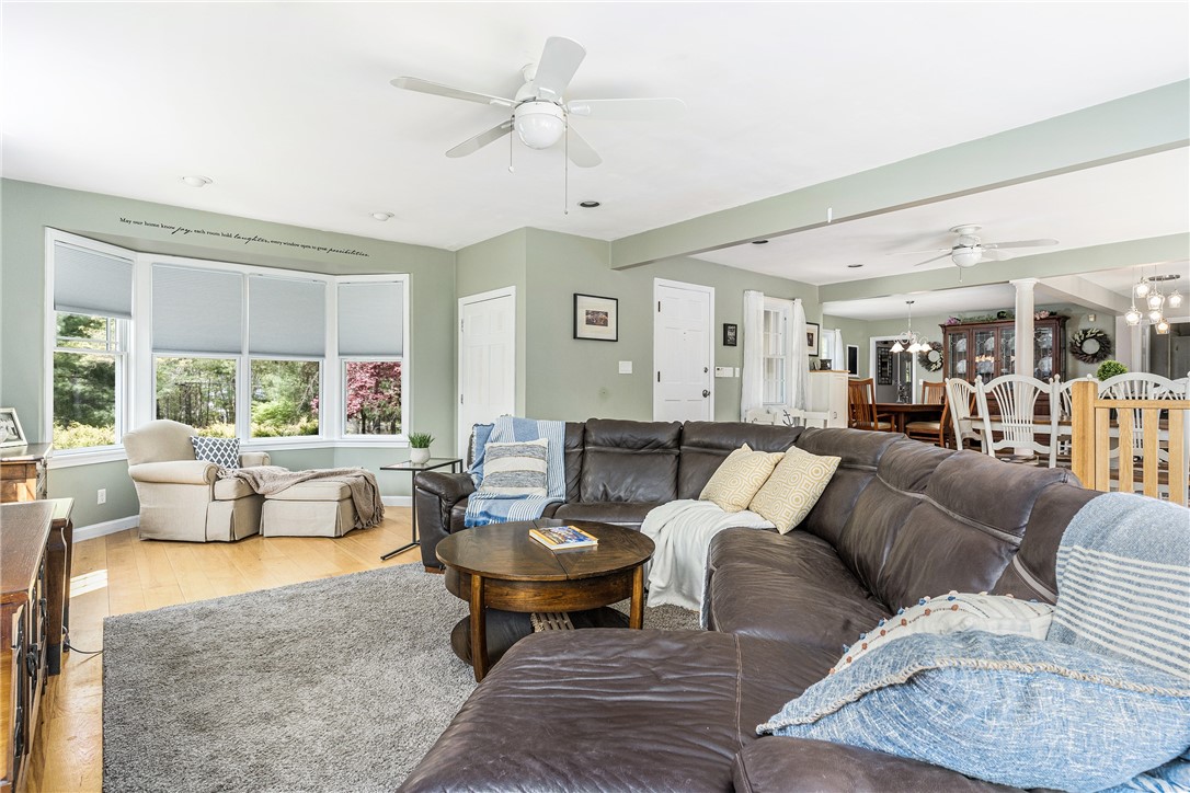 238 Nipmuc Road Scituate, RI 02825 - Photo 20 of 50